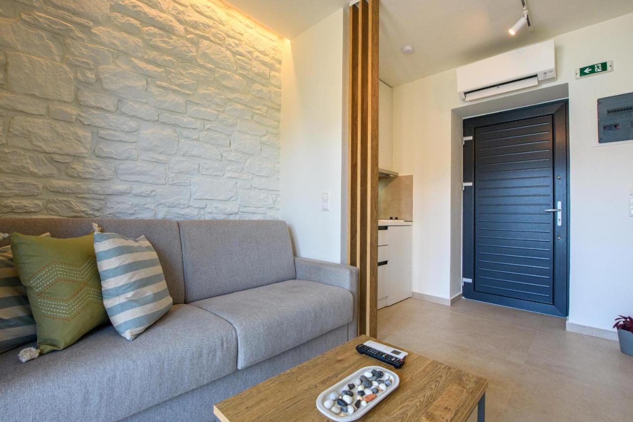 Archetypo Luxury Living Apartman Hriszí Amudiá Kültér fotó
